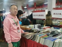 http://m.cptoday.cn/每天一睁眼就要完成63万码洋任务，61岁的发行员这样卖书