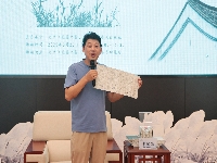 http://m.cptoday.cn/故乡让我走向远方：申赋渔《半夏河》阅读分享会在南京举行