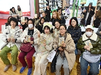 http://m.cptoday.cn/彰显“国风”治愈力量，《在时间的怀里打个盹儿》亮相2026北京图书订货会